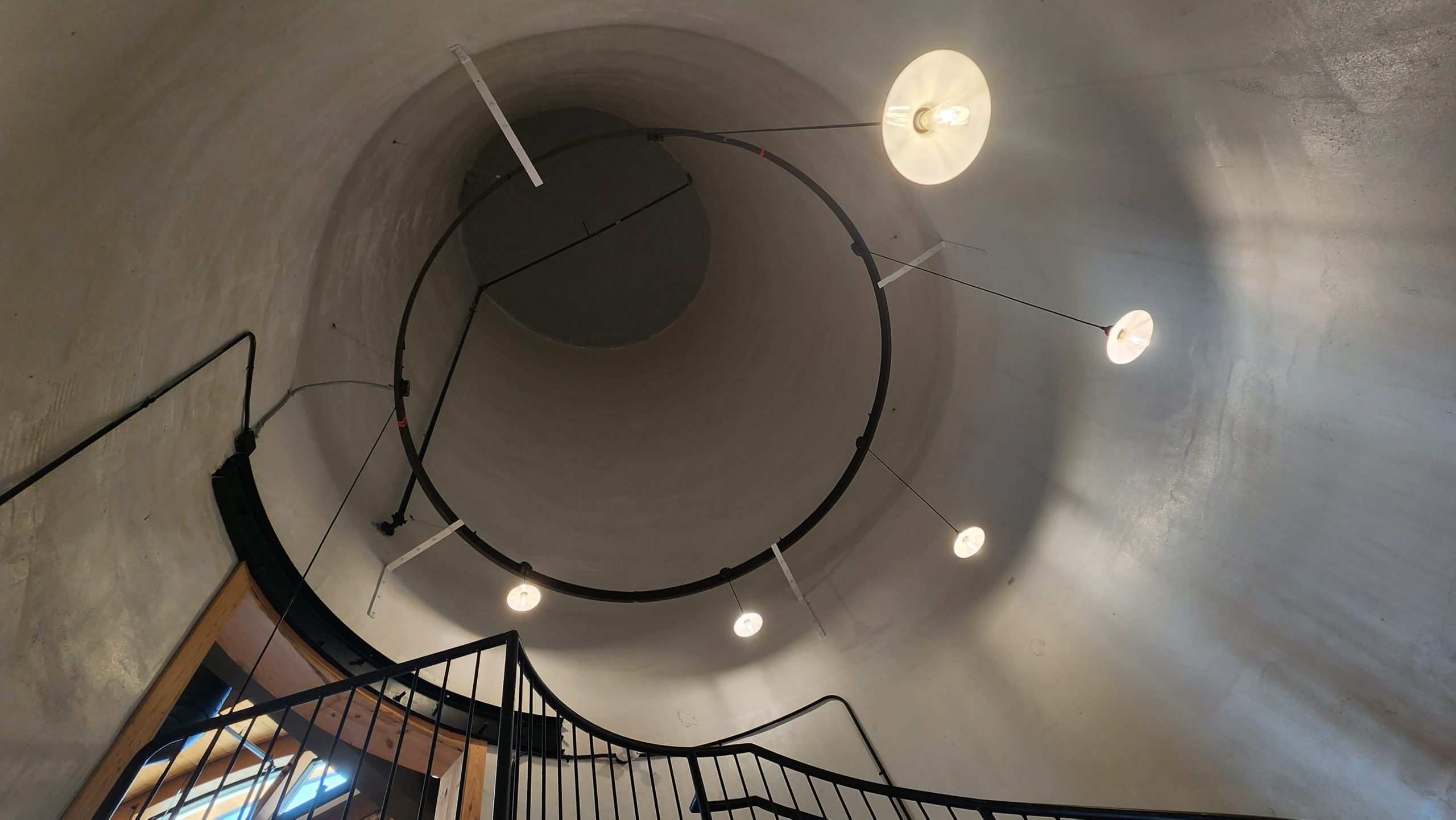 Soaring Ceilings in the Silo